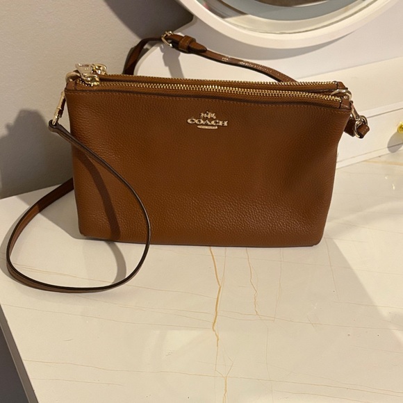 Coach Handbags - Coach Leather Crossbody in Warm Brown with Gold Hardware